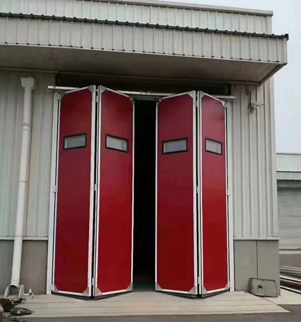 定西工业折叠门在大型装配车间出入口的应用实例