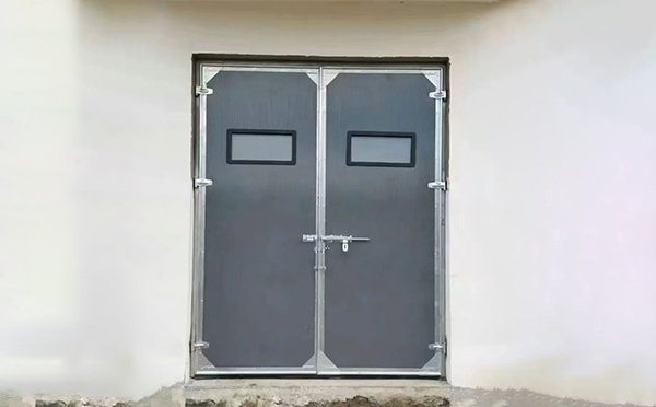 定西工业门在高温作业区域的运行表现